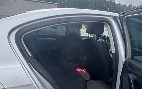 Volkswagen Passat B7, 2011 год, 900 000 рублей, 8 фотография