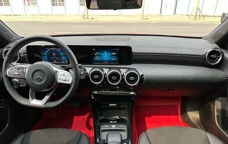 Mercedes-Benz A-Класс, 2019 год, 1 600 008 рублей, 8 фотография