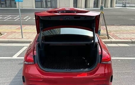 Mercedes-Benz A-Класс, 2019 год, 1 600 008 рублей, 14 фотография