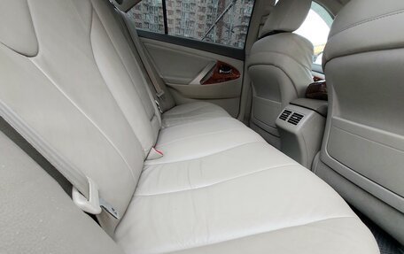 Toyota Camry, 2011 год, 1 650 000 рублей, 12 фотография