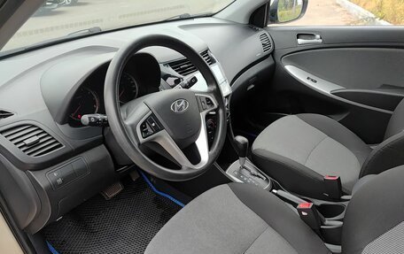 Hyundai Solaris II рестайлинг, 2014 год, 980 000 рублей, 20 фотография