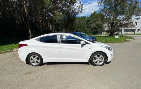 Hyundai Elantra V, 2013 год, 980 000 рублей, 4 фотография