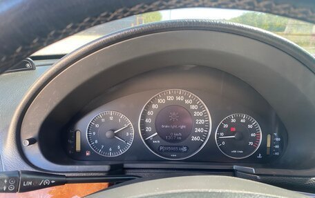 Mercedes-Benz E-Класс, 2002 год, 650 000 рублей, 8 фотография