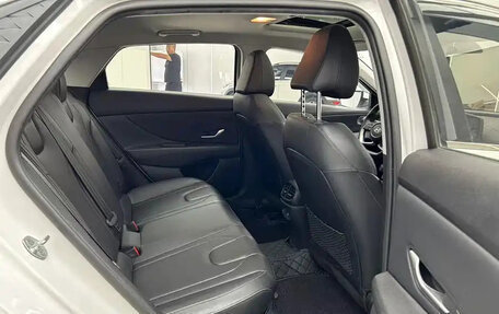 Hyundai Elantra, 2023 год, 1 340 888 рублей, 12 фотография