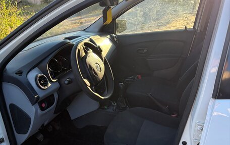 Renault Logan II, 2014 год, 570 000 рублей, 8 фотография