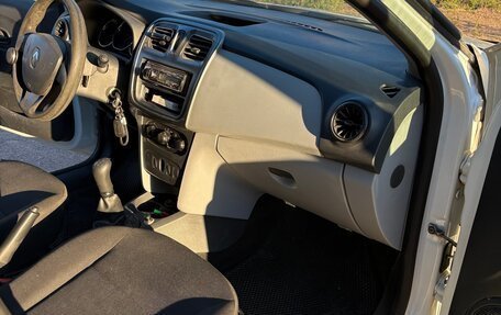Renault Logan II, 2014 год, 570 000 рублей, 9 фотография