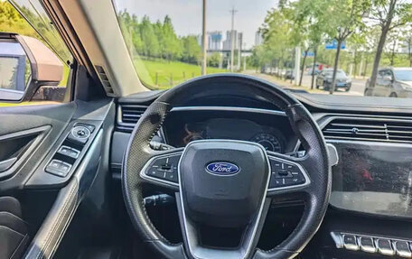 Ford Territory, 2019 год, 1 130 004 рублей, 14 фотография