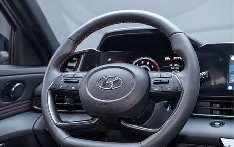 Hyundai Elantra, 2023 год, 1 580 000 рублей, 12 фотография