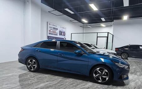 Hyundai Elantra, 2022 год, 1 490 000 рублей, 4 фотография
