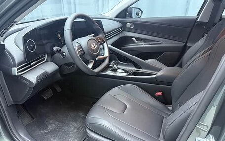 Hyundai Elantra, 2023 год, 1 600 000 рублей, 8 фотография