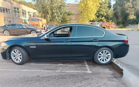 BMW 5 серия, 2013 год, 1 072 985 рублей, 2 фотография