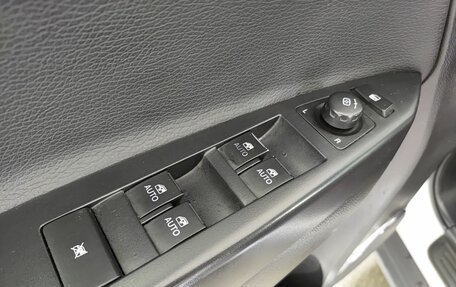 Opel Antara I, 2013 год, 1 130 000 рублей, 23 фотография