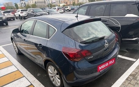 Opel Astra J, 2011 год, 720 000 рублей, 3 фотография