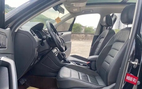 Volkswagen Tiguan II, 2021 год, 1 790 001 рублей, 9 фотография
