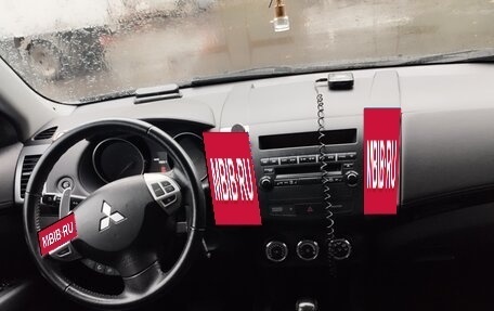 Mitsubishi Outlander III рестайлинг 3, 2012 год, 1 590 000 рублей, 9 фотография