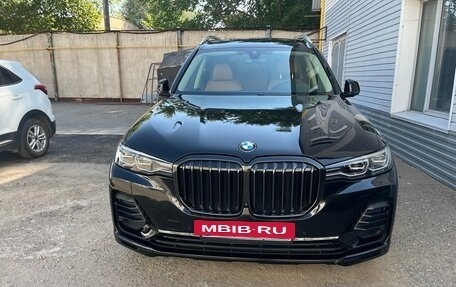 BMW X7, 2021 год, 7 400 000 рублей, 17 фотография