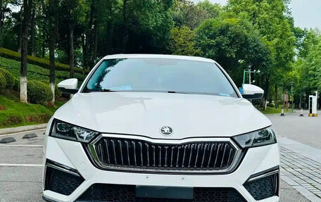 Skoda Octavia IV, 2022 год, 1 656 001 рублей, 2 фотография