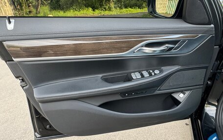 BMW 7 серия, 2018 год, 3 080 000 рублей, 22 фотография