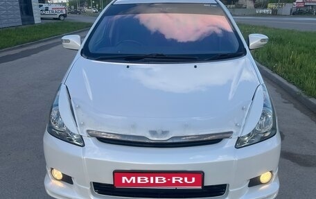 Toyota Wish II, 2004 год, 830 000 рублей, 1 фотография
