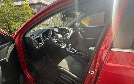 KIA cee'd III, 2019 год, 1 650 000 рублей, 10 фотография