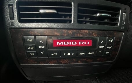 Toyota Land Cruiser 200, 2012 год, 3 320 000 рублей, 13 фотография