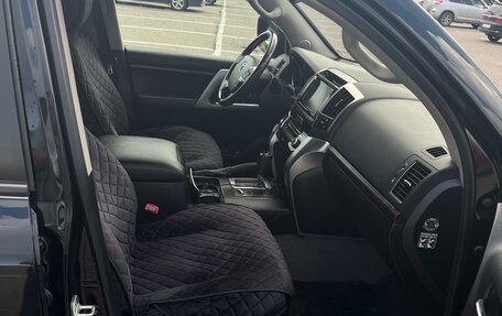 Toyota Land Cruiser 200, 2012 год, 3 320 000 рублей, 24 фотография