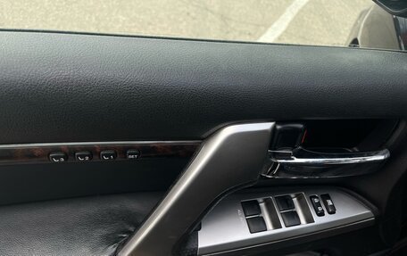 Toyota Land Cruiser 200, 2012 год, 3 320 000 рублей, 22 фотография