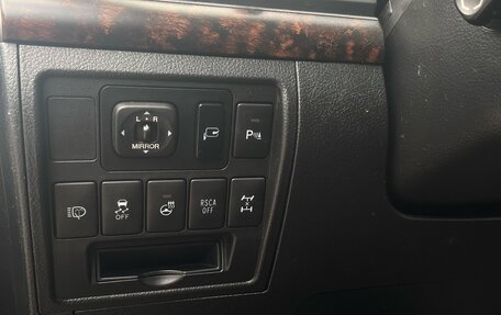 Toyota Land Cruiser 200, 2012 год, 3 320 000 рублей, 19 фотография