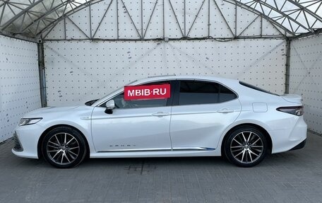 Toyota Camry, 2022 год, 3 050 000 рублей, 9 фотография