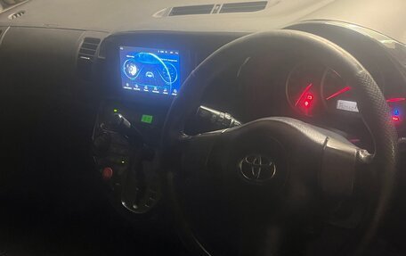 Toyota Wish II, 2004 год, 830 000 рублей, 7 фотография