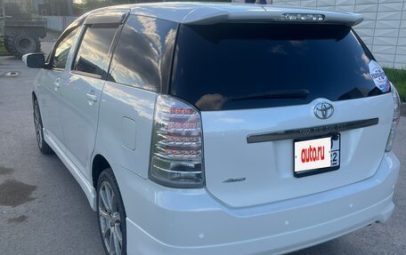 Toyota Wish II, 2004 год, 830 000 рублей, 4 фотография