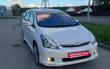 Toyota Wish II, 2004 год, 830 000 рублей, 3 фотография