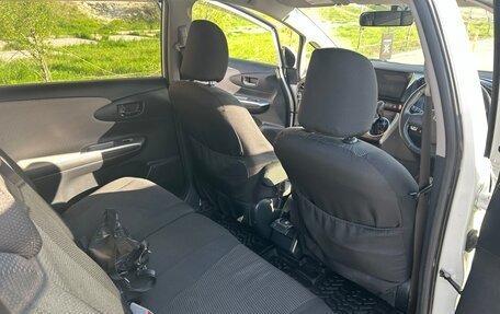 Toyota Wish II, 2011 год, 1 400 000 рублей, 7 фотография