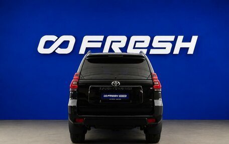 Toyota Land Cruiser Prado 150 рестайлинг 2, 2018 год, 4 712 444 рублей, 4 фотография