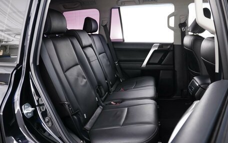 Toyota Land Cruiser Prado 150 рестайлинг 2, 2018 год, 4 712 444 рублей, 7 фотография