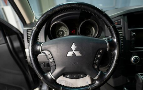 Mitsubishi Pajero IV, 2013 год, 1 799 000 рублей, 11 фотография