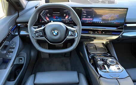 BMW 5 серия, 2023 год, 6 777 000 рублей, 18 фотография