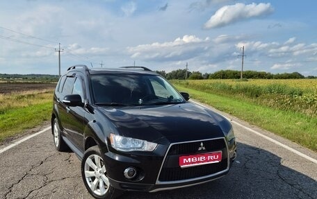 Mitsubishi Outlander III рестайлинг 3, 2012 год, 1 350 000 рублей, 1 фотография