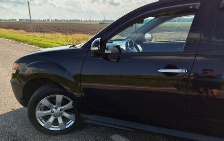 Mitsubishi Outlander III рестайлинг 3, 2012 год, 1 350 000 рублей, 3 фотография
