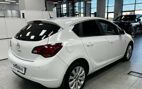 Opel Astra J, 2011 год, 650 000 рублей, 3 фотография