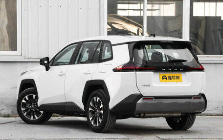 Toyota RAV4, 2026 год, 4 389 605 рублей, 5 фотография