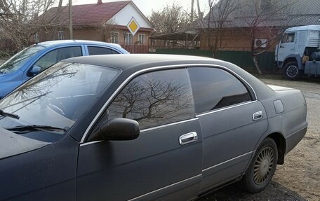 Toyota Crown, 1993 год, 650 000 рублей, 2 фотография