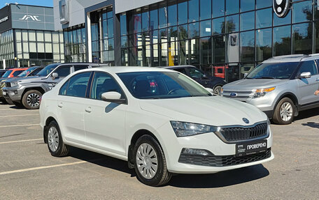 Skoda Rapid II, 2020 год, 1 425 000 рублей, 3 фотография
