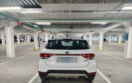 KIA Rio IV, 2018 год, 1 100 000 рублей, 5 фотография