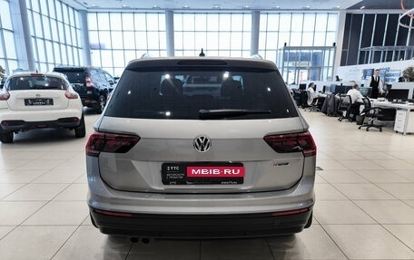 Volkswagen Tiguan II, 2018 год, 2 750 000 рублей, 7 фотография