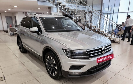 Volkswagen Tiguan II, 2018 год, 2 750 000 рублей, 3 фотография