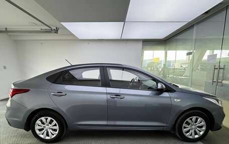 Hyundai Solaris II рестайлинг, 2017 год, 1 345 000 рублей, 4 фотография