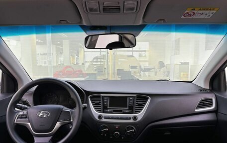 Hyundai Solaris II рестайлинг, 2017 год, 1 345 000 рублей, 14 фотография