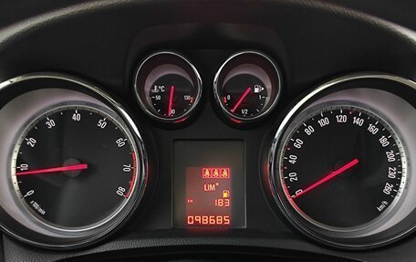 Opel Mokka I, 2014 год, 950 000 рублей, 13 фотография