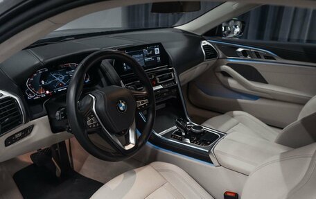 BMW 8 серия, 2019 год, 5 694 000 рублей, 18 фотография